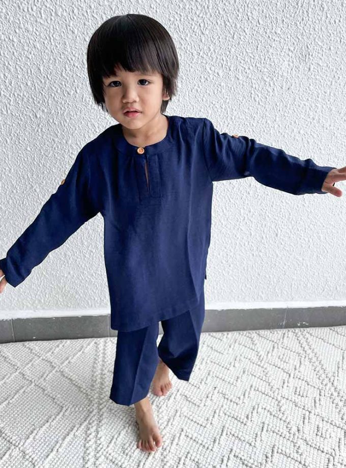 Baju Melayu Ali in Navy Blue