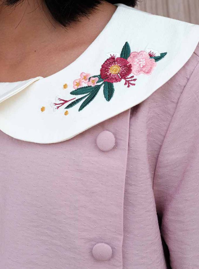 Na-ri Embroidery Collar in Dusty Pink