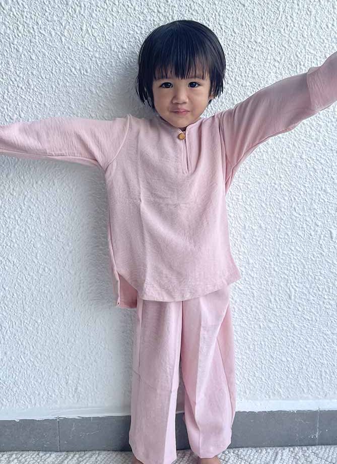 Baju Melayu Yusoff in Pink