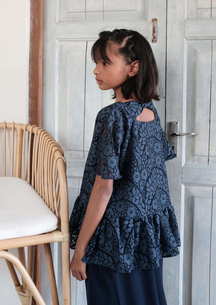 Mi-Na Bow Girls in Navy Blue