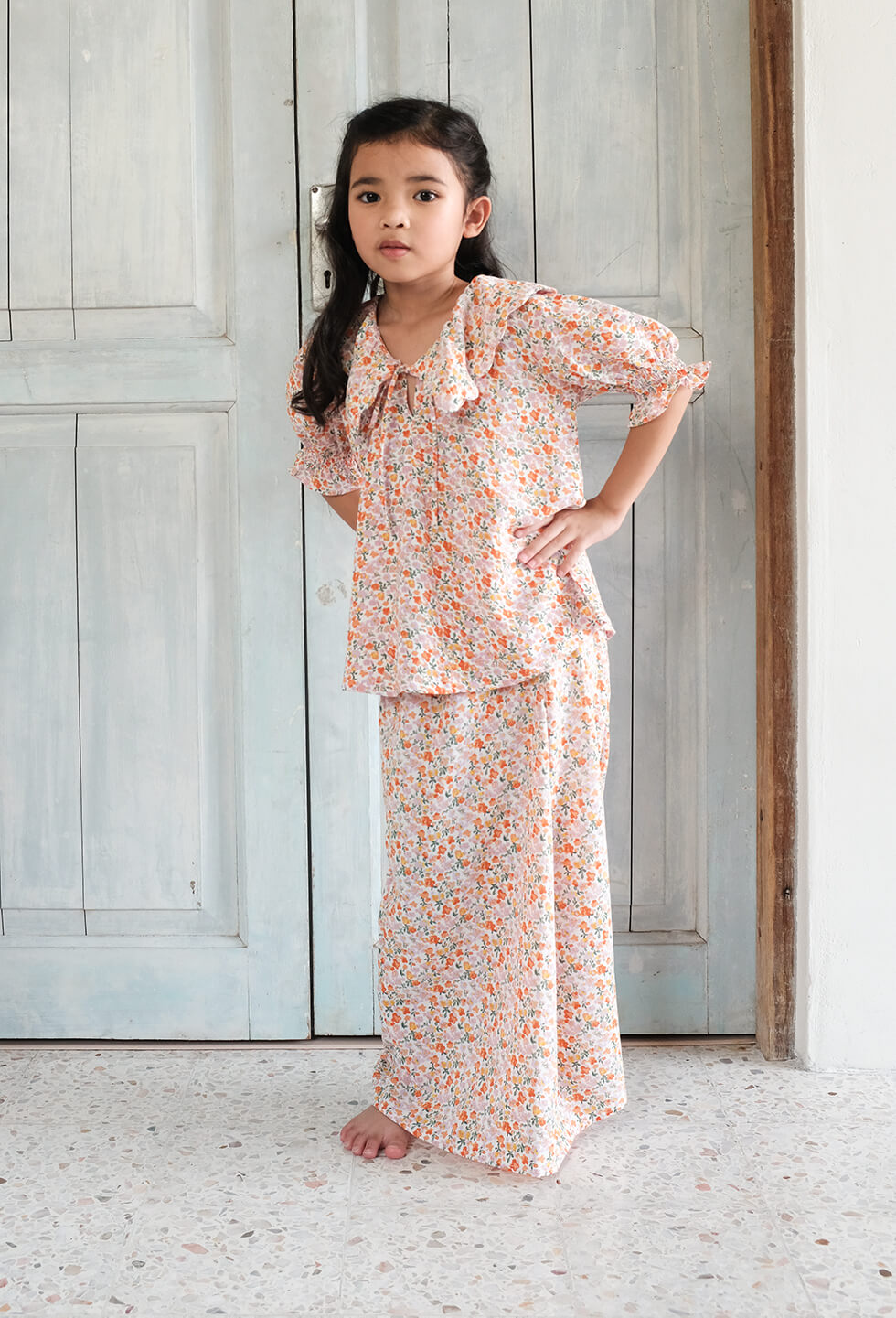 Kasumi Floral Scallop Collar Kurung in Tangerine Kids