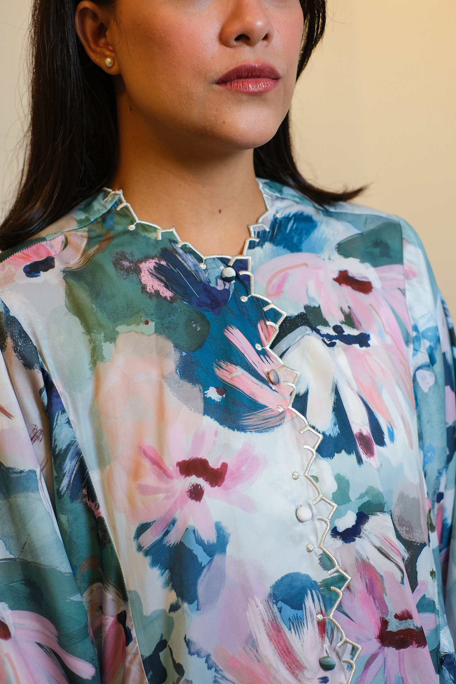 Minsoo Batwing for Women in Green Floral - Image 3