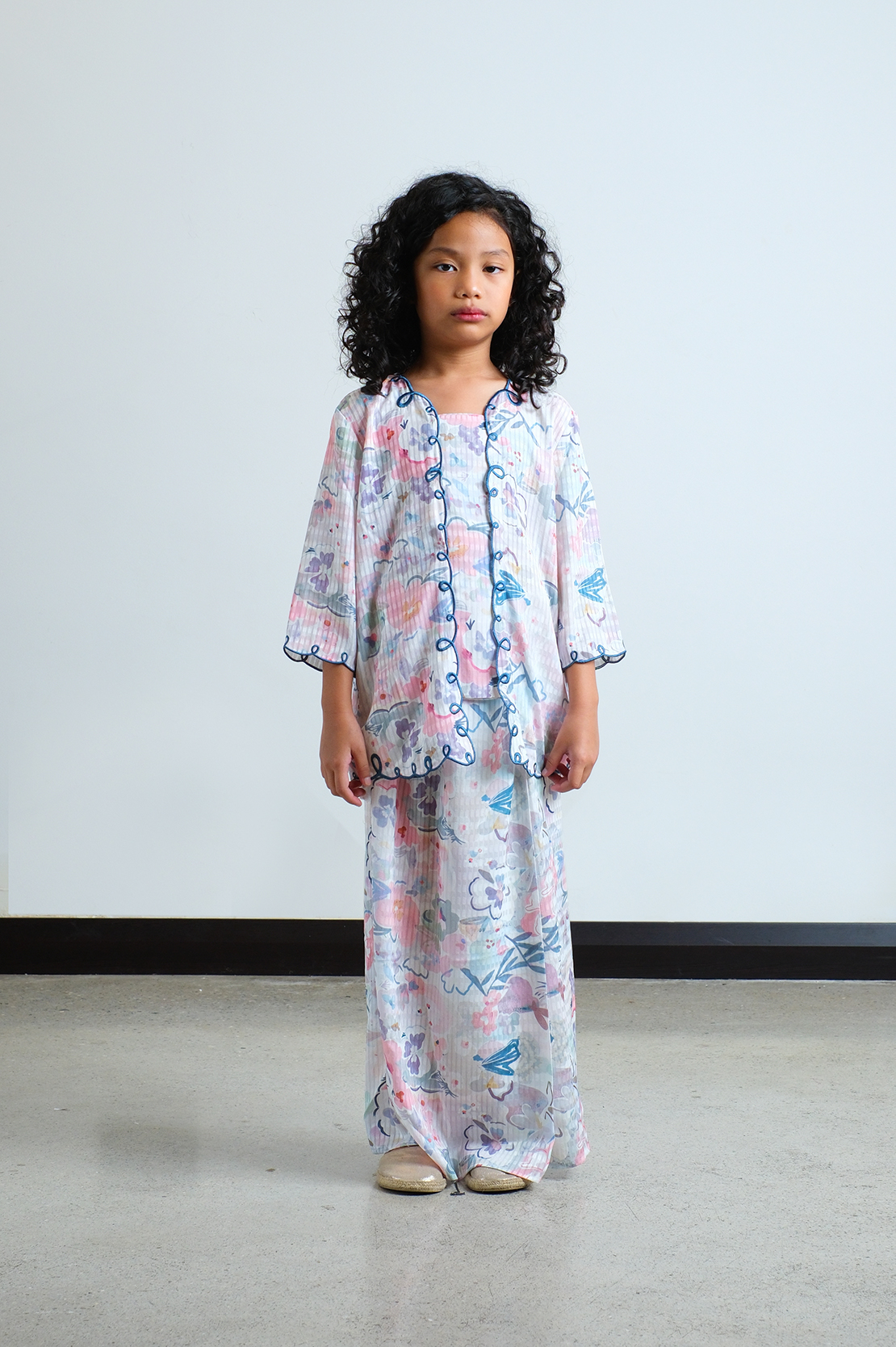 Aiko Kebaya Girls in White and Teal