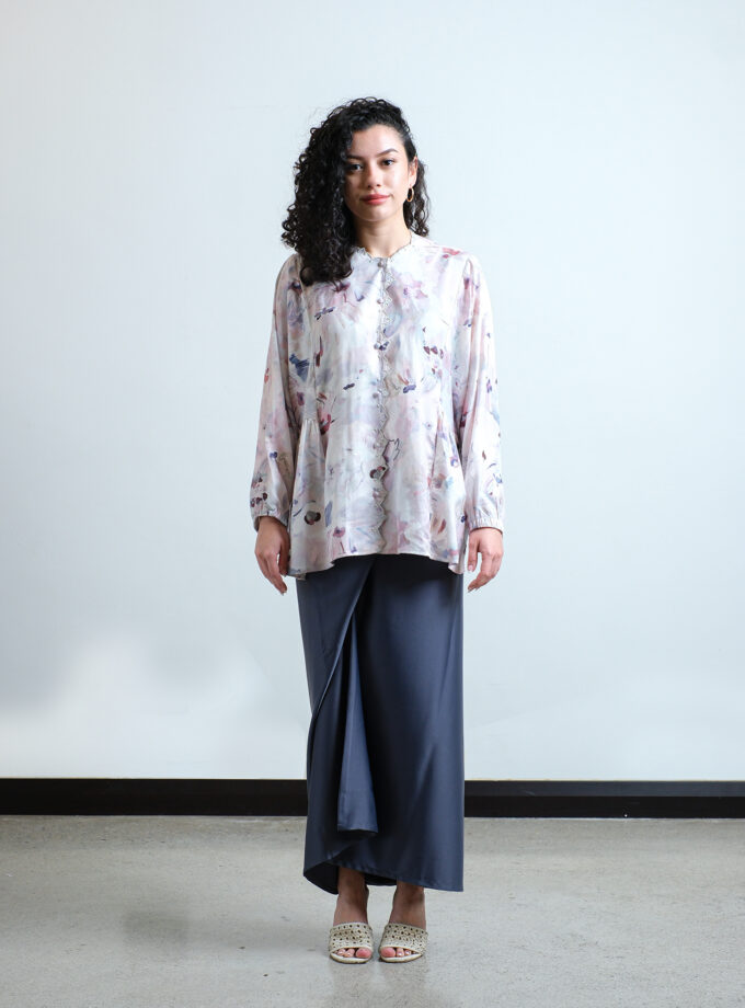 Minsoo Batwing for Women in Floral Beige