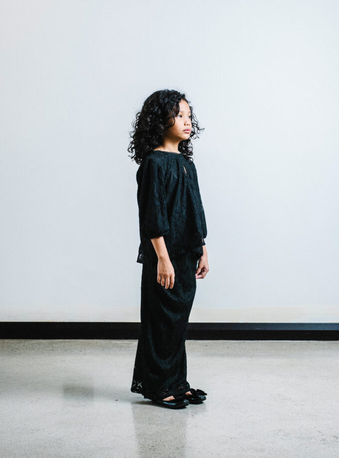 Miyu Kurung Kids in Black