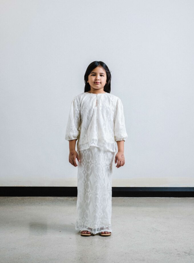 Miyu Kurung Kids in White