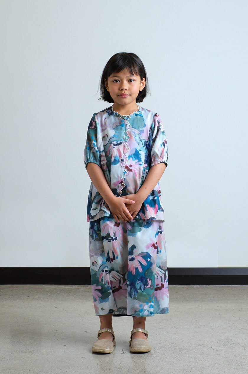 Minsoo Batwing for Girls in Green Floral