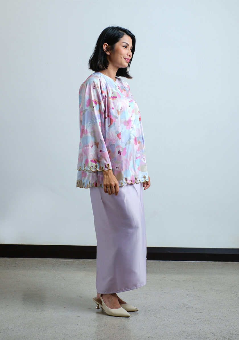 Rinka Print for Women in Pink Hues - Image 2