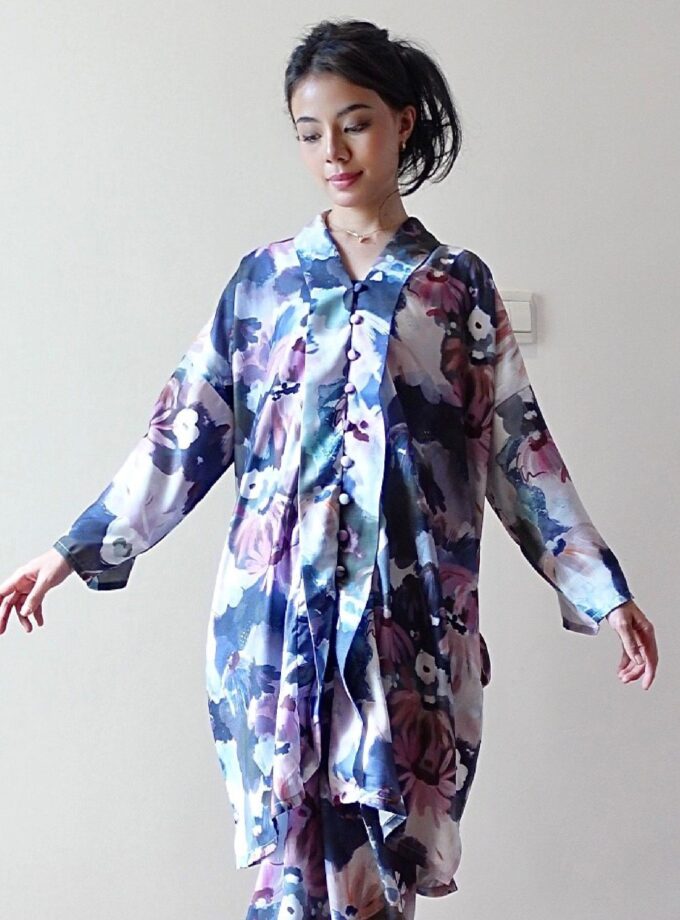 Rei Kebaya In Charcoal Design Prints