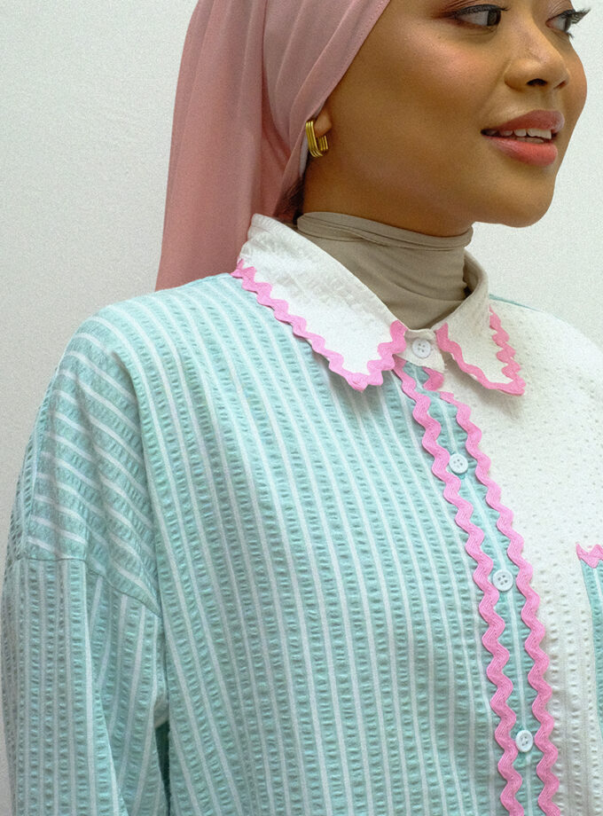 Charlie Wavy Shirt in White Tiffany