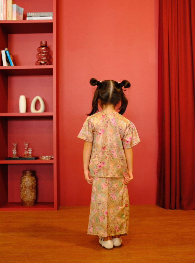 Bunga Kebaya Girls in Gold