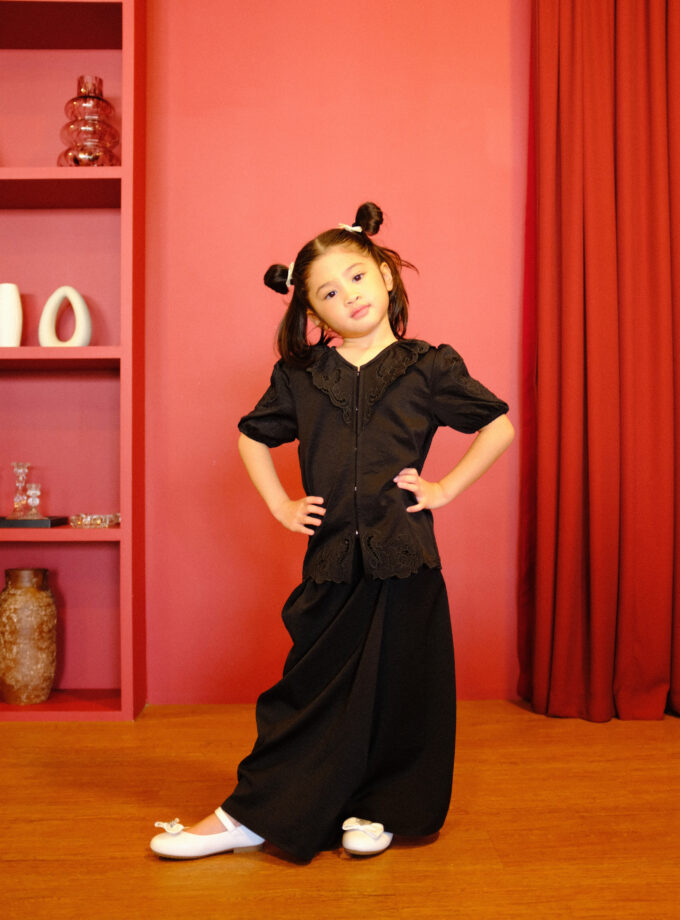 Mio Lace Girls in Black