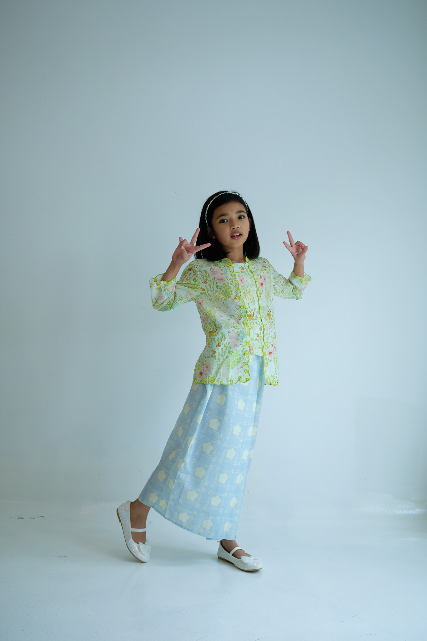 Aiko Kids in Pastel Yellow - Image 2