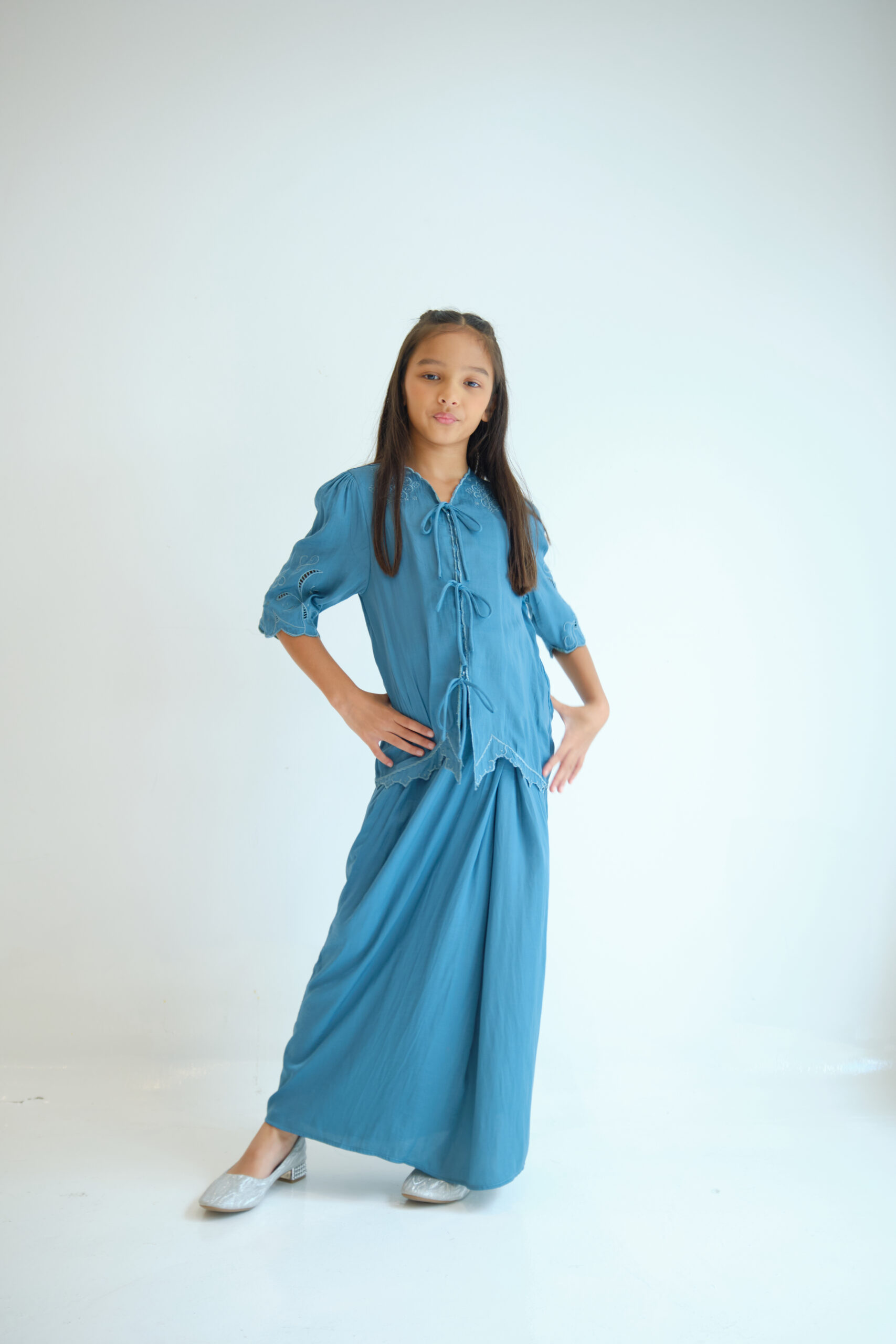 Kumi Girls in Blue Teal