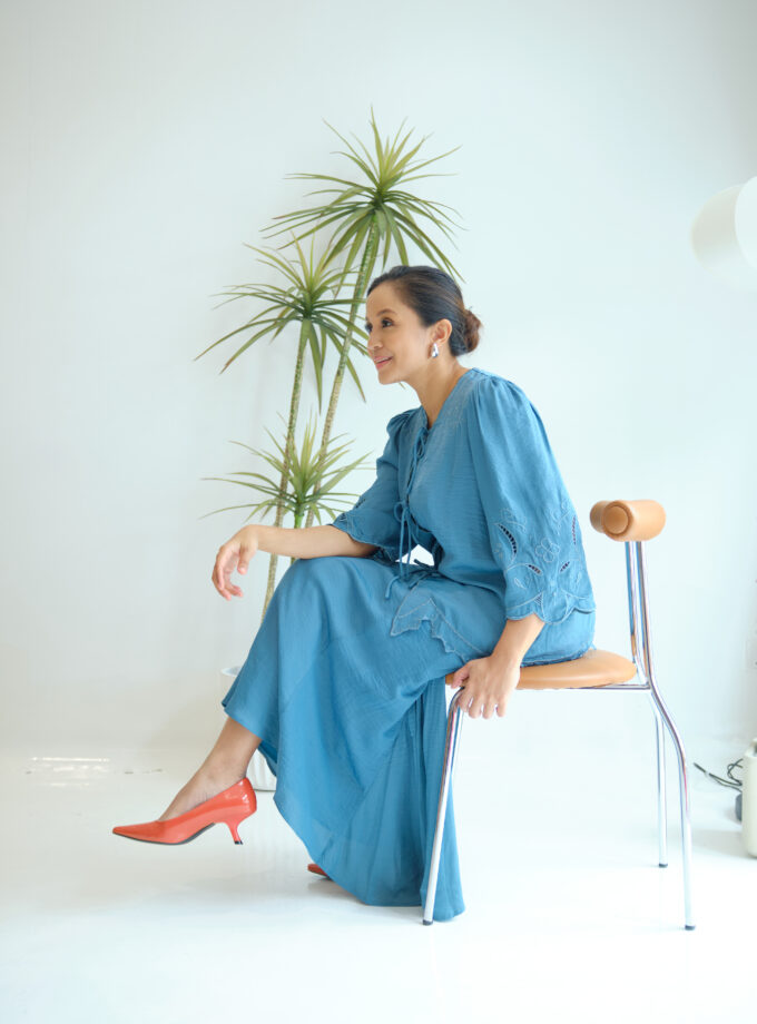 Kumi Women in Blue Teal