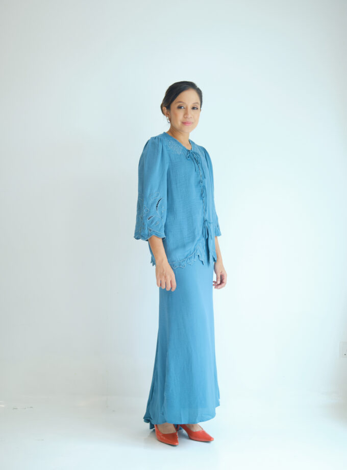 Kumi Women in Blue Teal