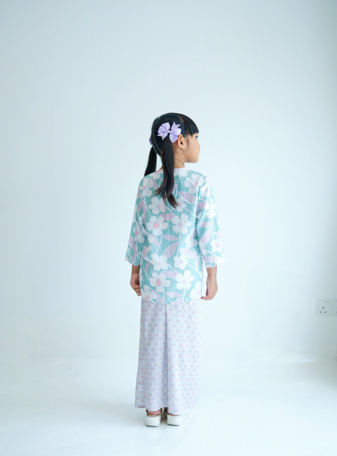 Sakura Kebaya Kids Set in Pistachio