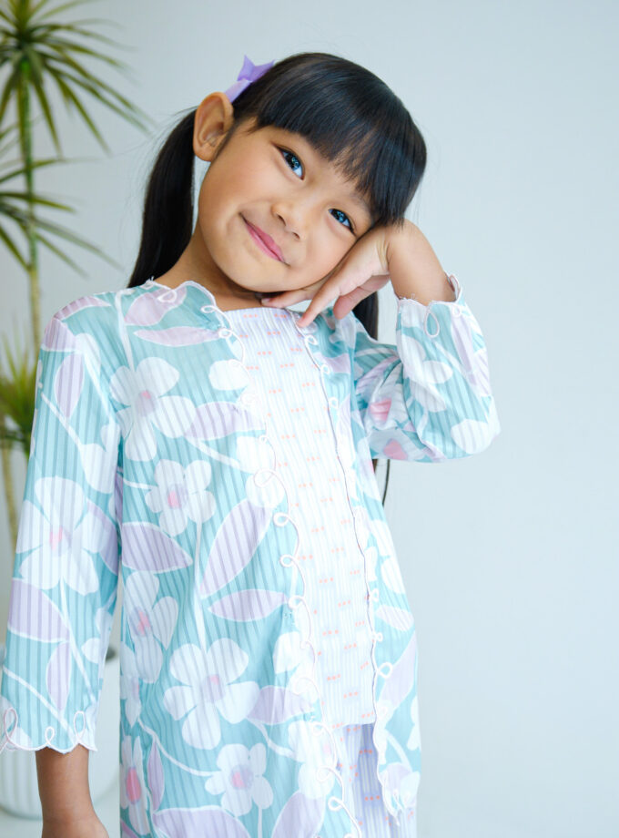 Sakura Kebaya Kids Set in Pistachio