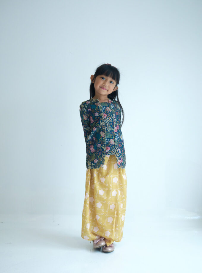 Aiko Kids in Forest Green