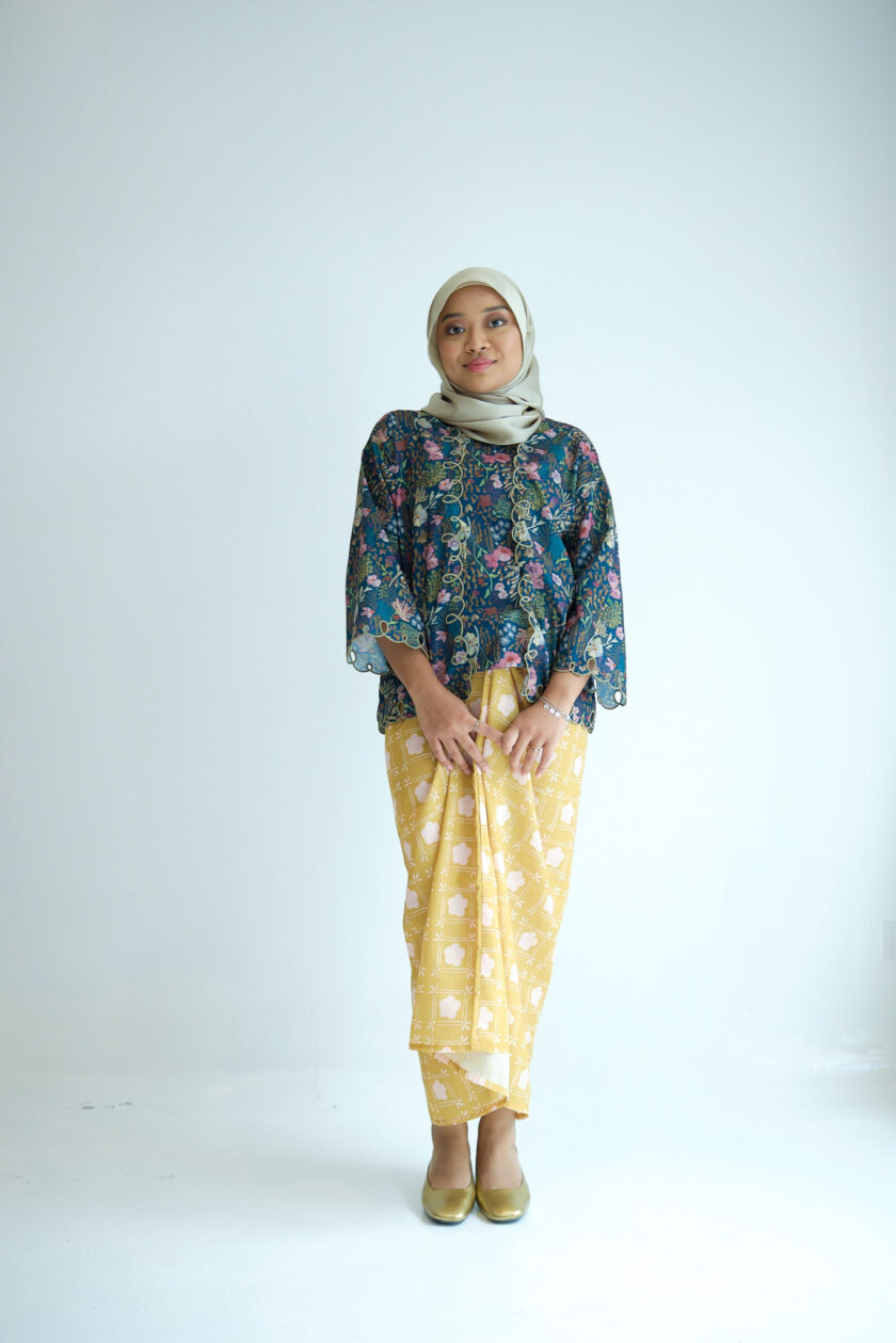 Printed Instant Pareo in Quirky Gold - Image 3