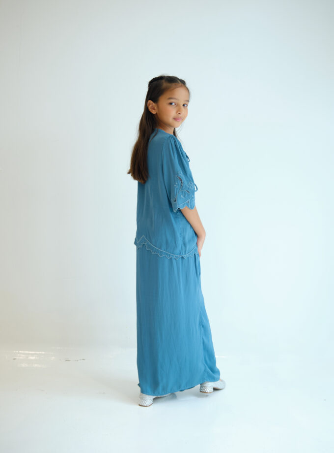 Kumi Girls in Blue Teal