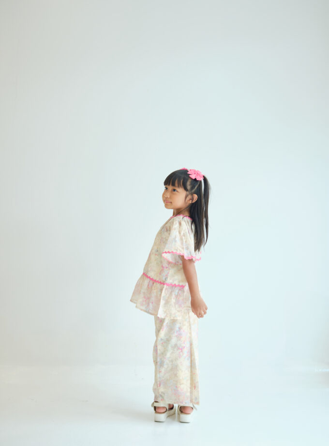 Emiko Kids in Cream Pink