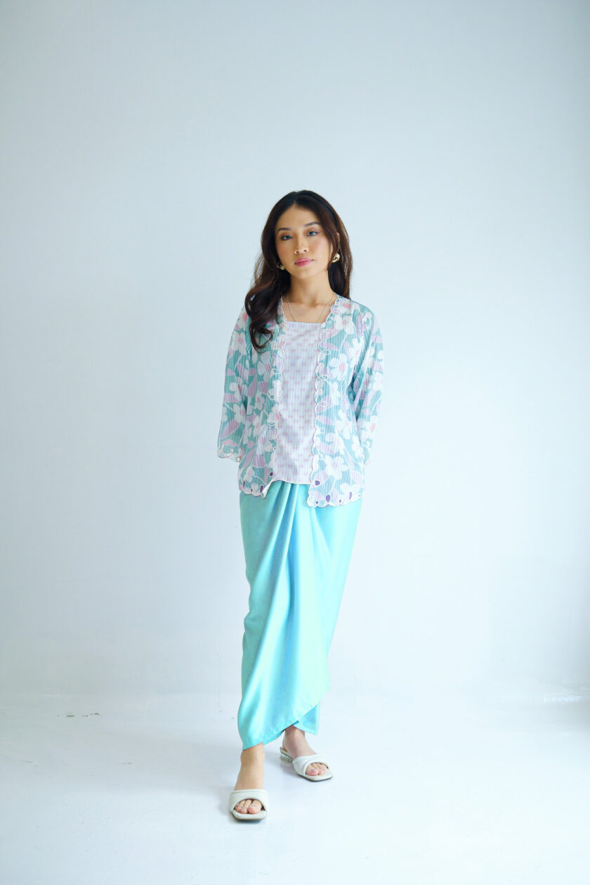 Plain Instant Pareo in Aqua Blue