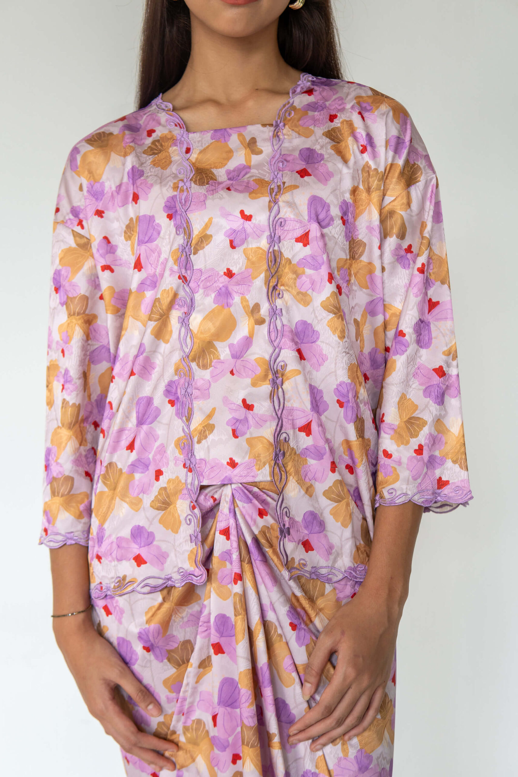 Poppy Women in Wisteria Lilac Set (Pre-Order) - Image 5