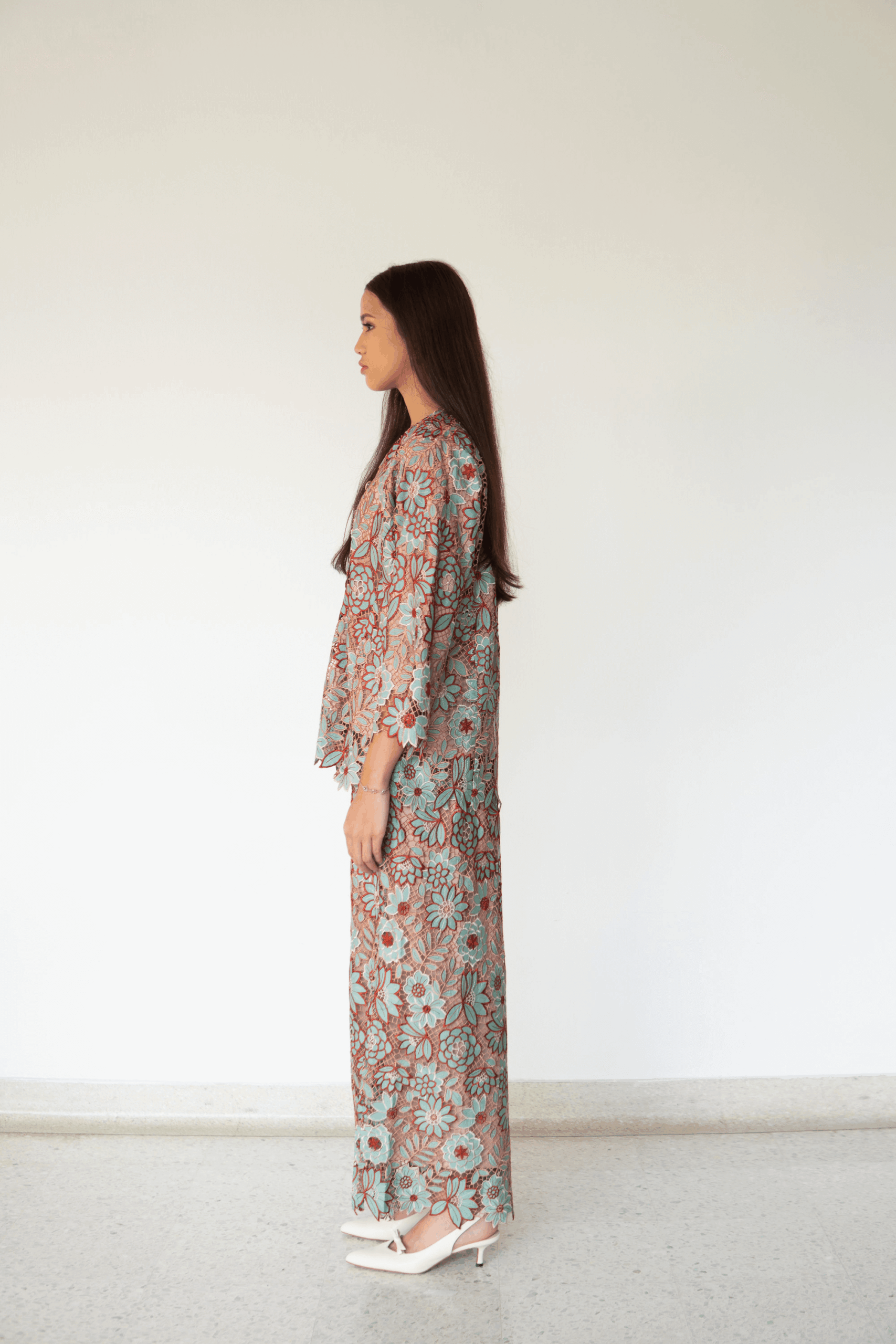 Summer Lace Kurung in Mocha Seafoam - Image 2