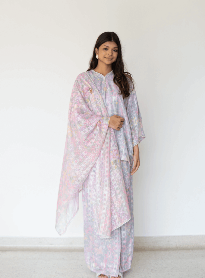 Paloma Scarves in Dusty Grey