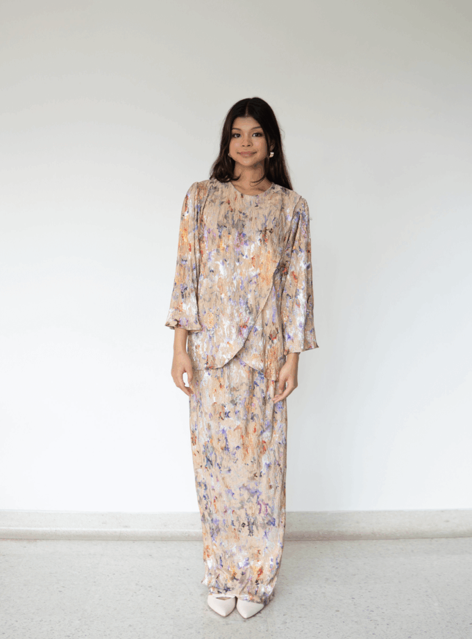 Harper Women in Metallic Gold (Pre-Order)