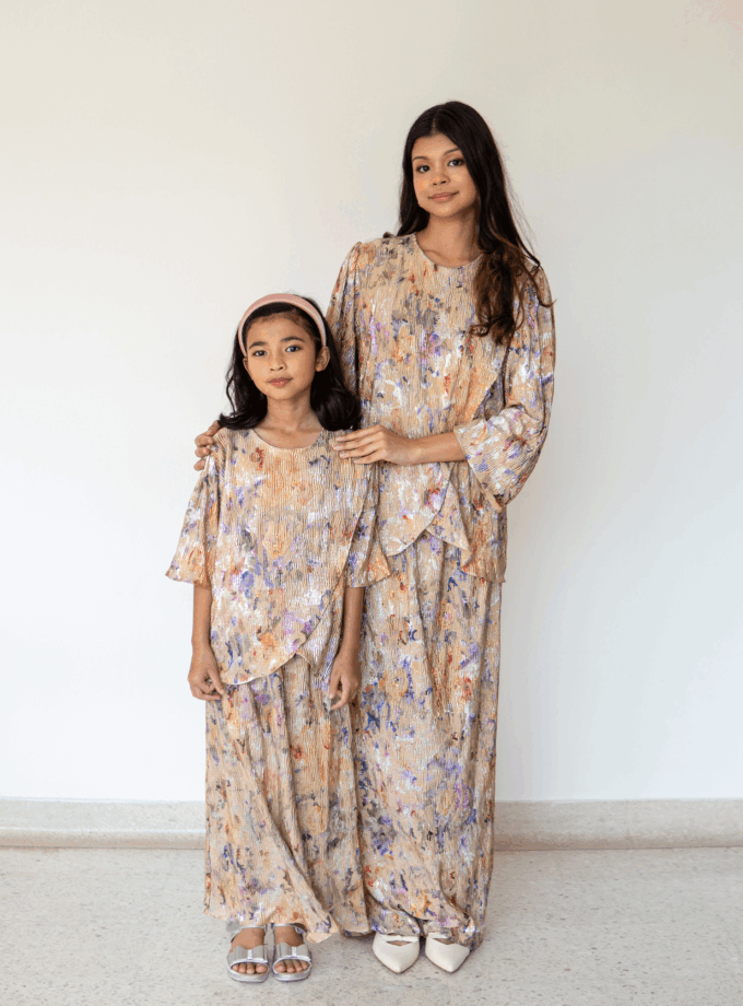 Harper Women in Metallic Gold (Pre-Order)