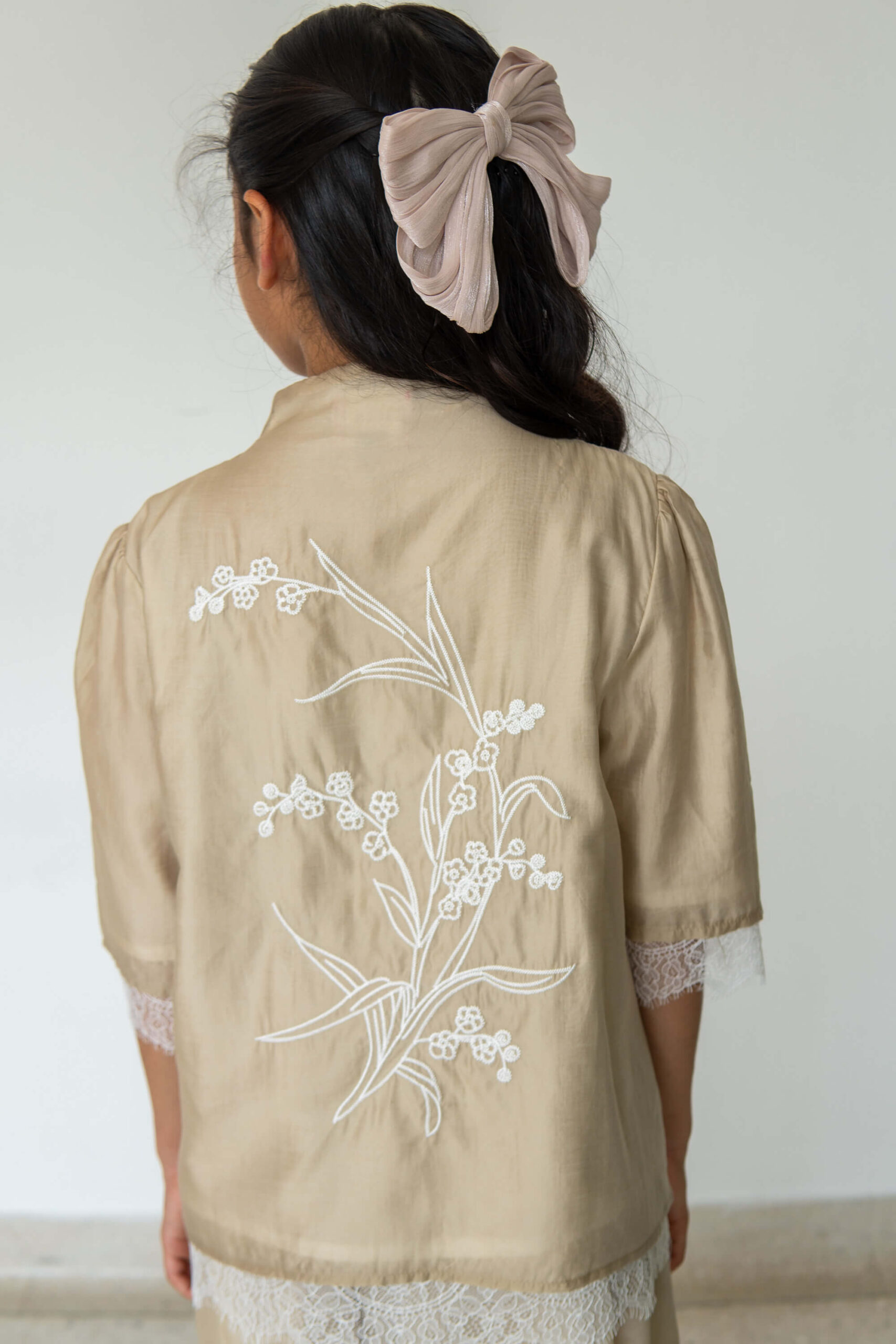 Sienna Kids in Sand - Image 4