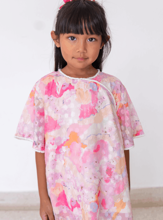 Lucy Girls in Pink (Pre-Order)